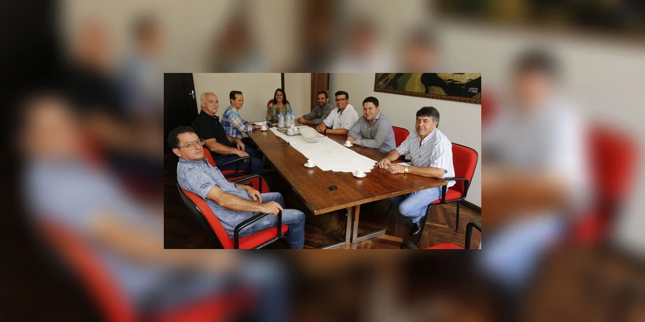 Chineses visitam Tibagi para conhecer possibilidades comerciais na cidade