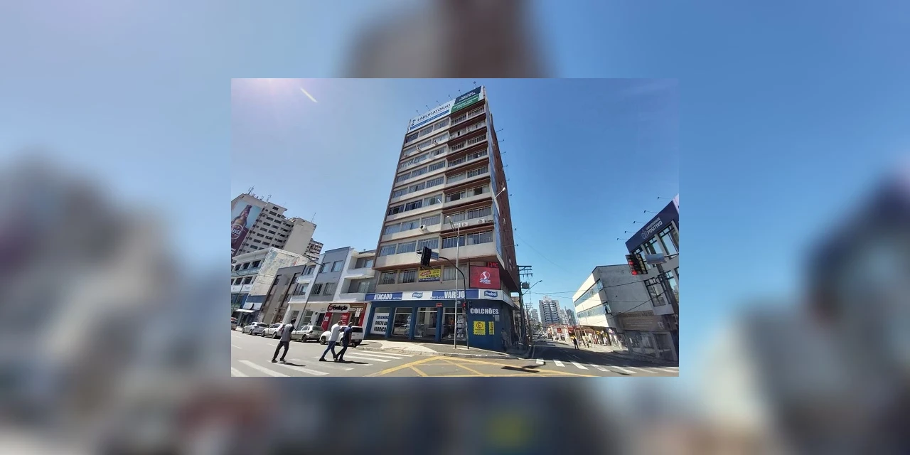 Vultos, ruídos e uma porta secreta: as lendas do Edifício Itapoã, no centro de PG
