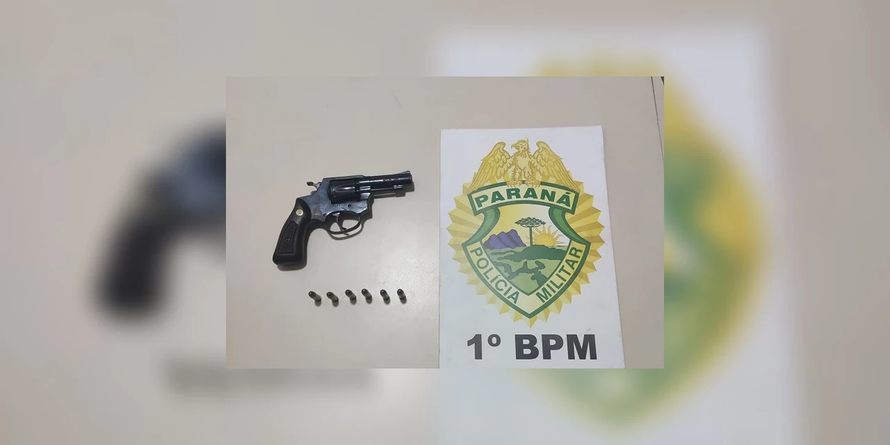 Suspeitos disparam arma de fogo em tentativa de assalto e acabam presos pela PM