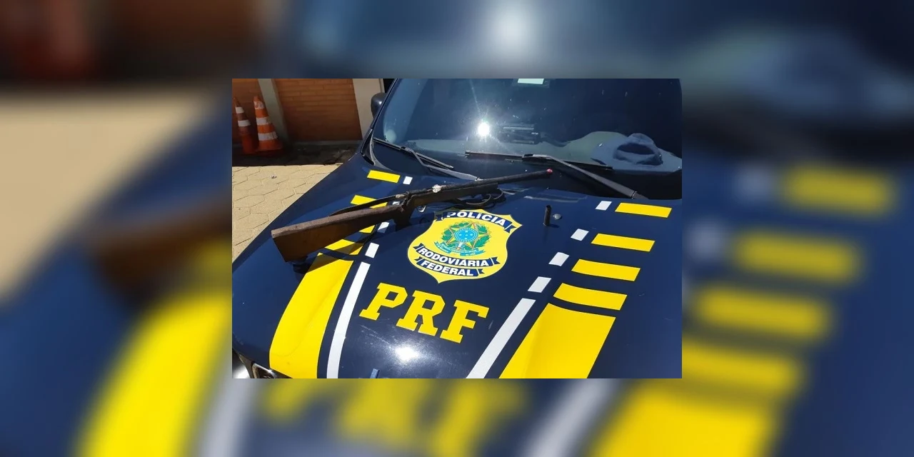 Sem habilitação e armado, rapaz é preso pela PRF