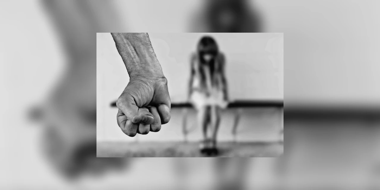 Homem sufoca namorada com travesseiro e é preso em Telêmaco Borba