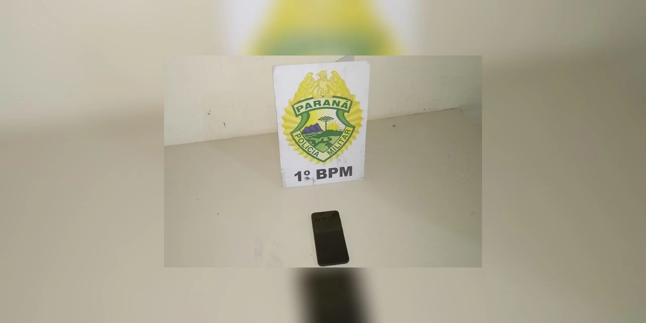 Em ação rápida, PM recupera celular roubado e prende suspeitos do crime