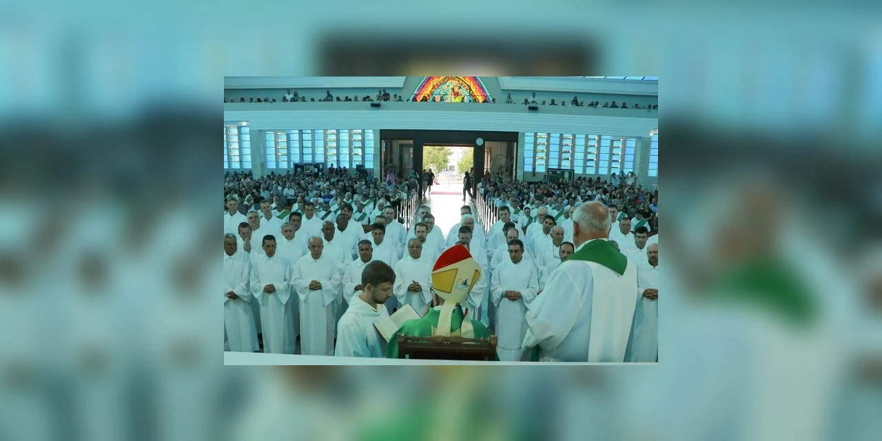 Ordenações de 47 novos diáconos da Diocese de Ponta Grossa começam neste sábado (07)