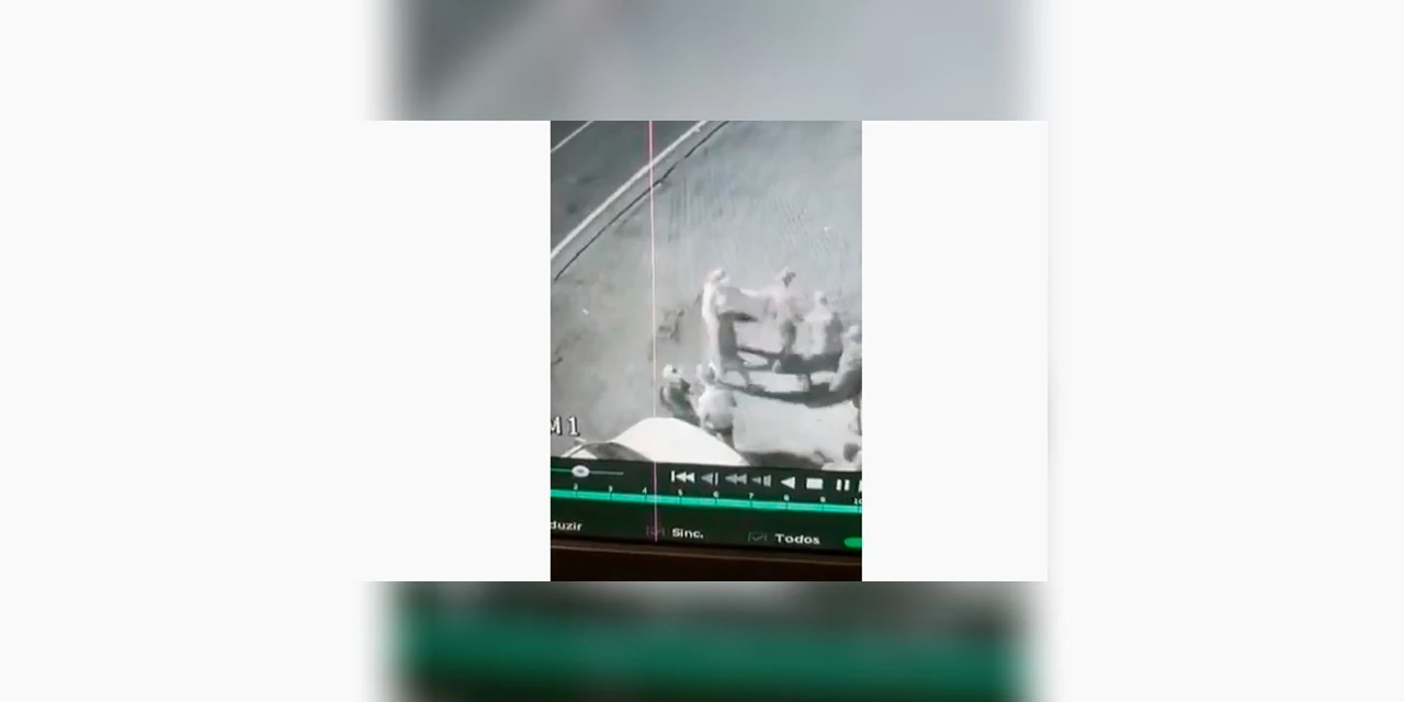Vídeo: Veículo é furtado na Avenida Souza Naves em PG