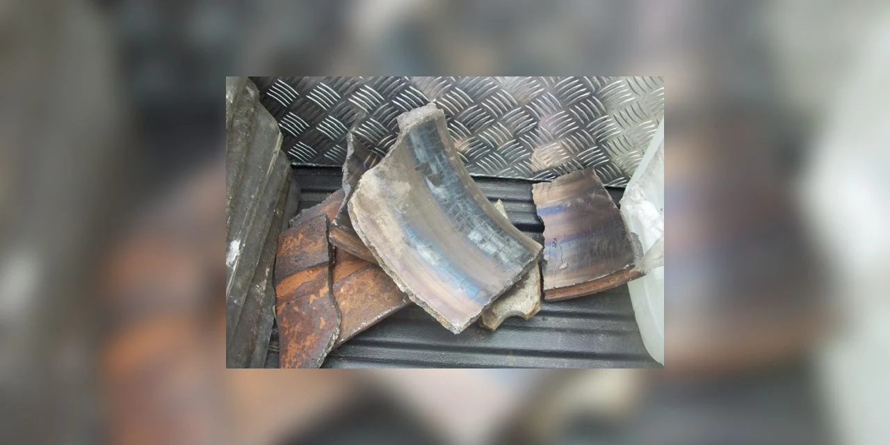 Peça deixada na BR-277 atinge carro e mata criança no Litoral do Paraná