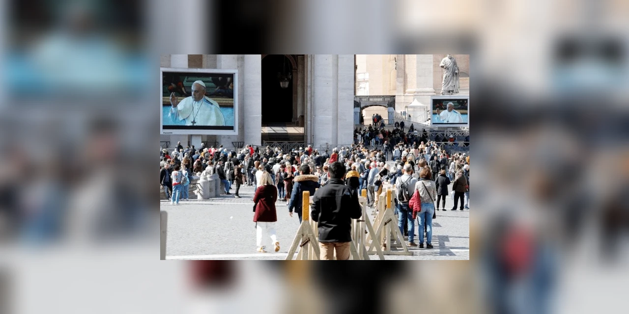Coronavírus: para evitar risco de propagação da doença, papa transmite oração via internet