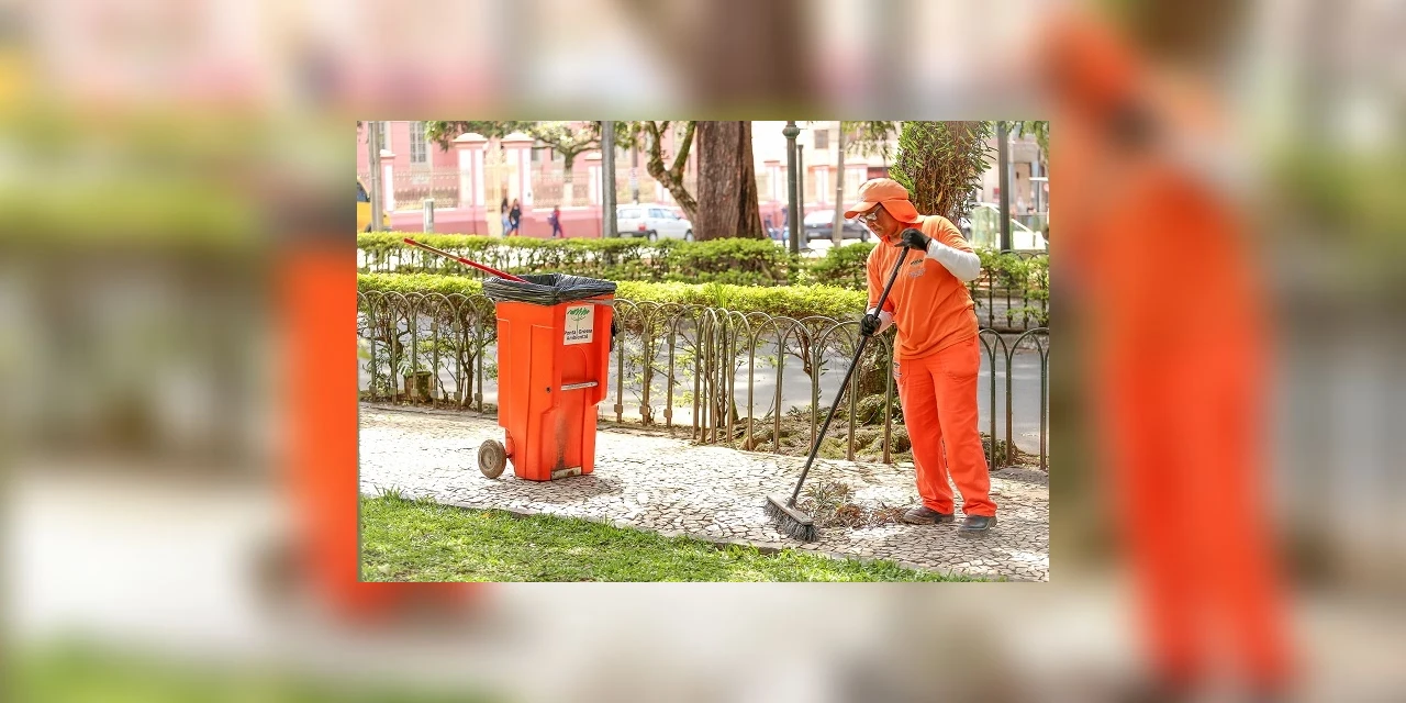 Conheça a origem do nome ‘Margaridas’ para as profissionais da limpeza urbana