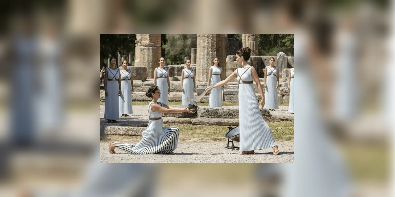 Para evitar contaminação por coronavírus, tocha olímpica será acesa nesta quinta (12) sem presença do público