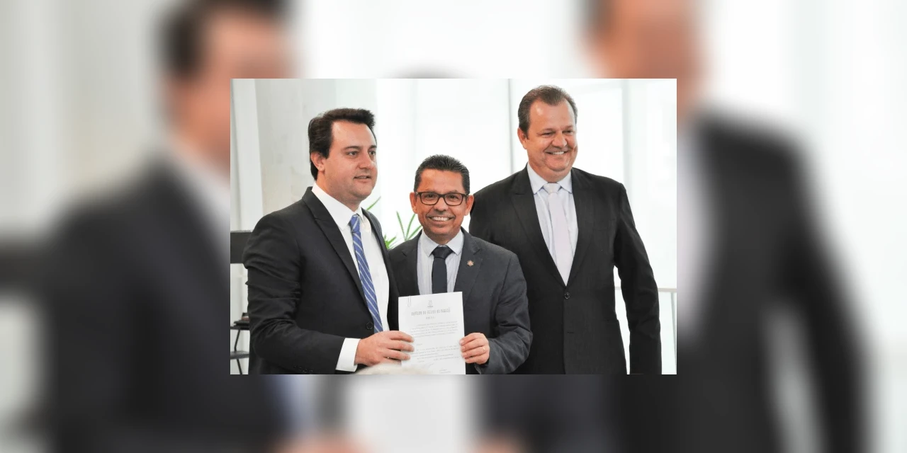 Governador Ratinho Jr. anuncia a nomeação de 46 professores para a UEPG