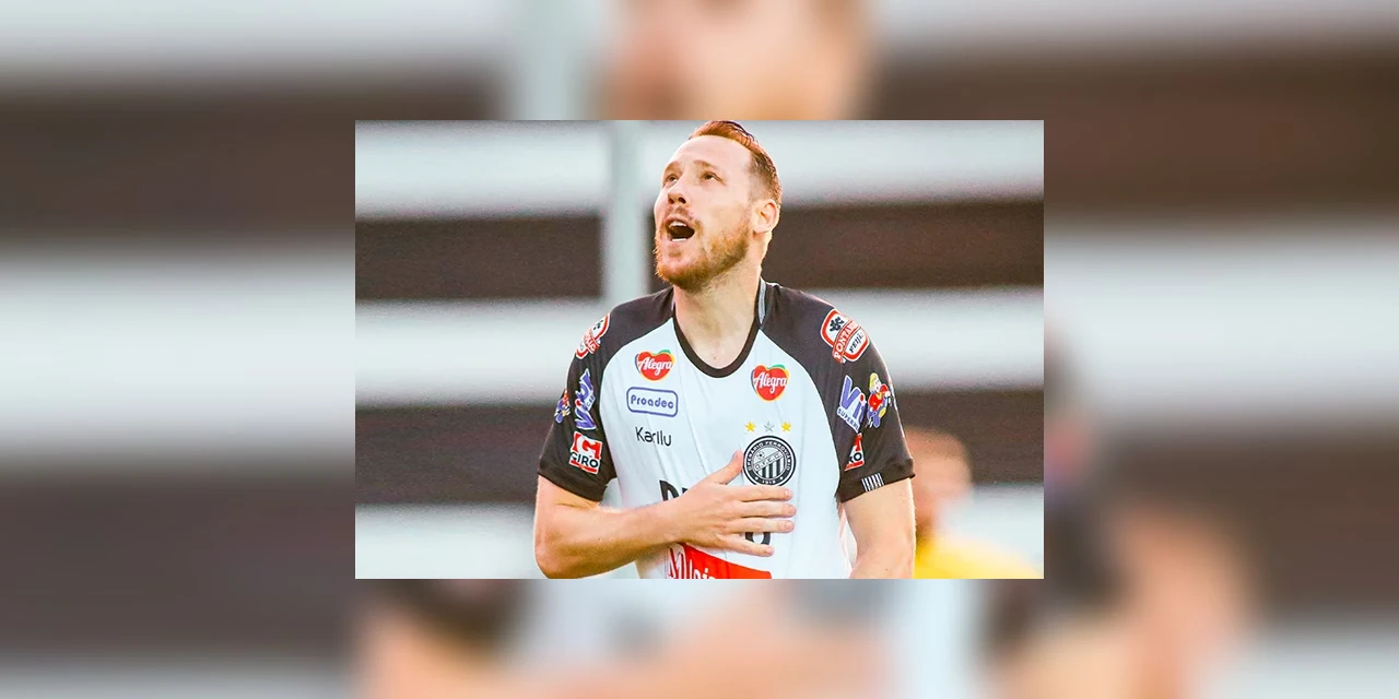 "O futebol não está mais tão bonito", diz Schumacher, atacante do Operário