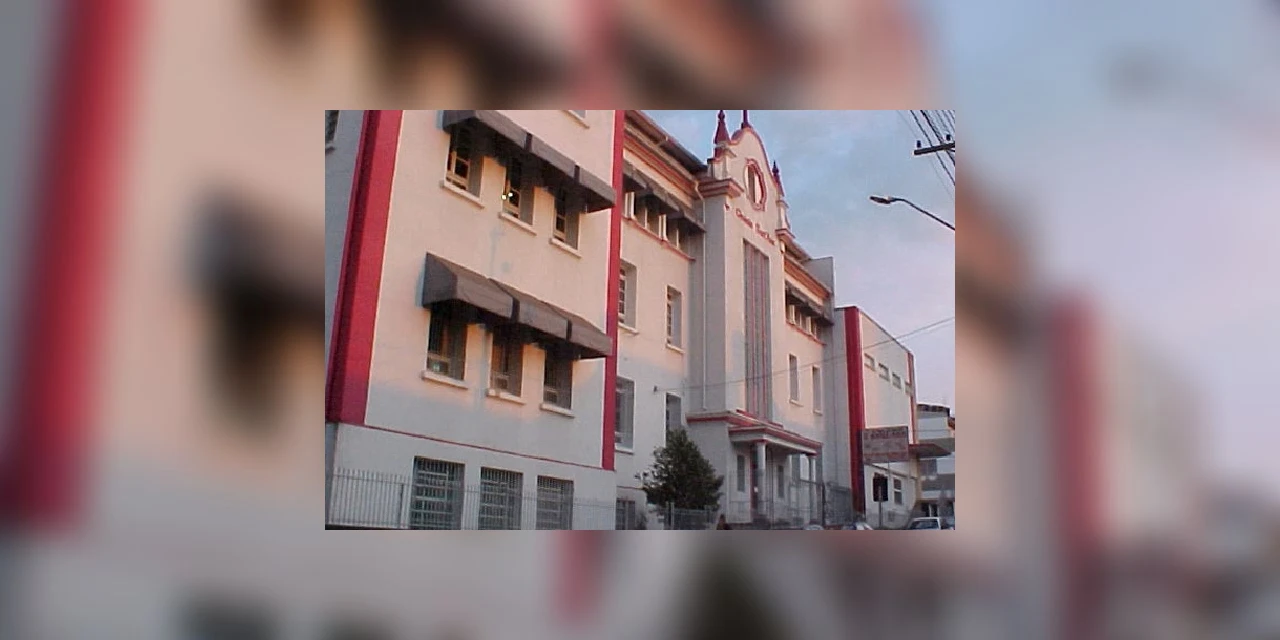 Colégio Santana suspende aulas a partir de sexta-feira (20)