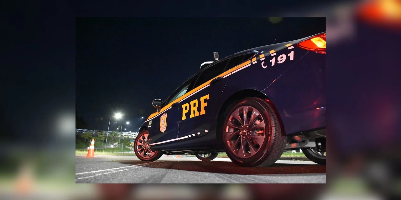 PRF atende a acidente com vítimas na BR-376