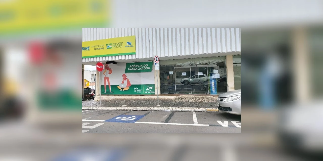 Agência do Trabalhador suspende atividades em PG