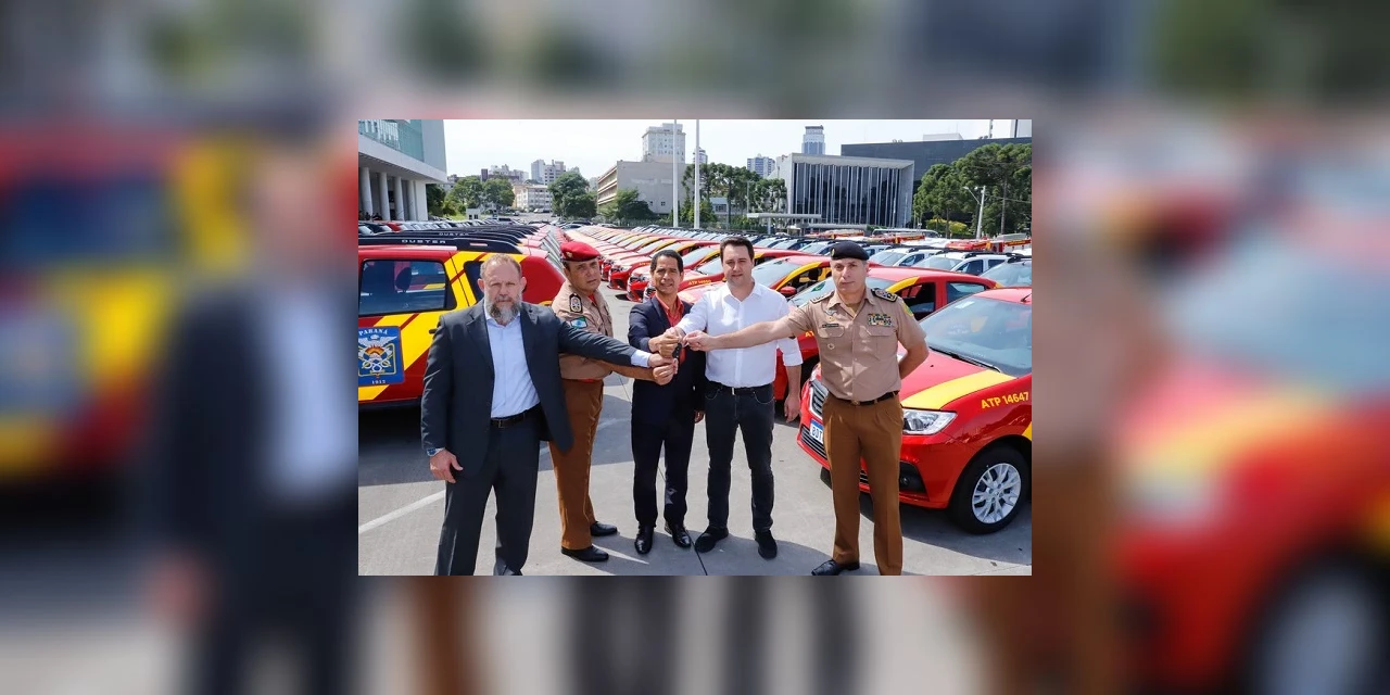 Com investimento de R$ 33 milhões, Governador entrega 200 novas viaturas para o Paraná