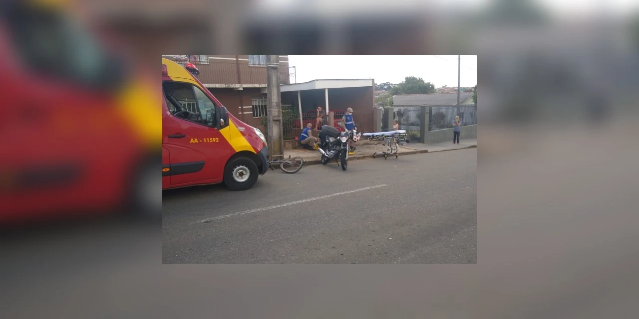 Acidente entre moto e bicicleta deixa dois feridos em Ponta Grossa