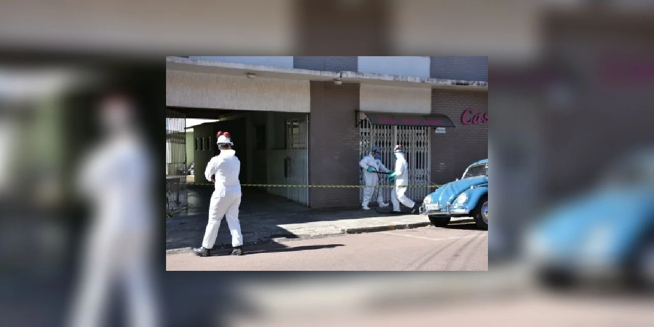Espaços públicos de Carambeí são higienizados no combate ao coronavírus
