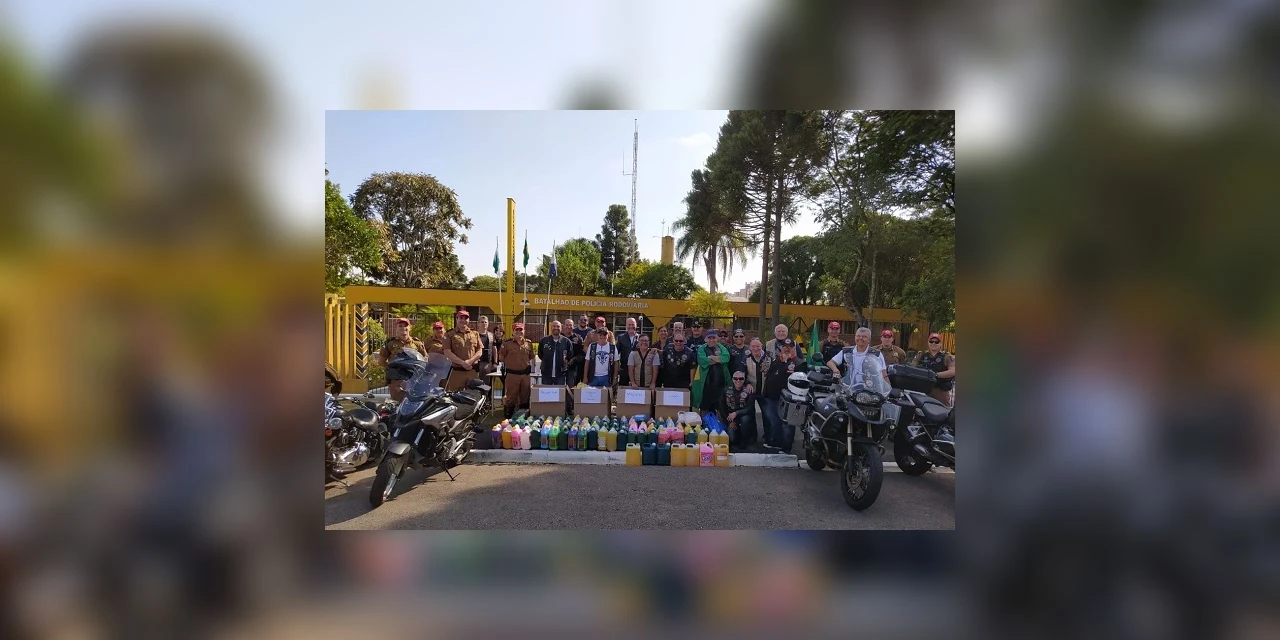 Motoclube entrega grande doação de produtos de higiene para a Polícia Militar