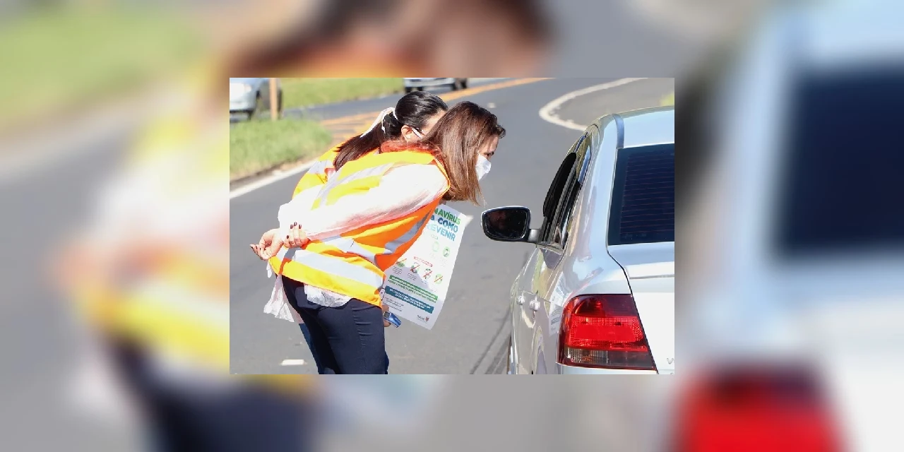 Alunos da UEPG reforçam trabalho de orientação contra a covid-19 na divisa do estado