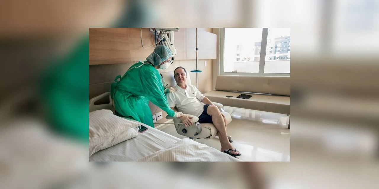 Após dizer que era mais uma gripe, médico Kalil contrai Covid-19 e faz relato impressionante