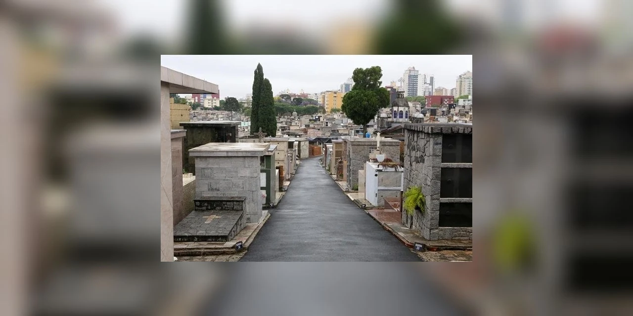 Velórios de pessoas com confirmação ou suspeita de coronavírus são proibidos em Curitiba
