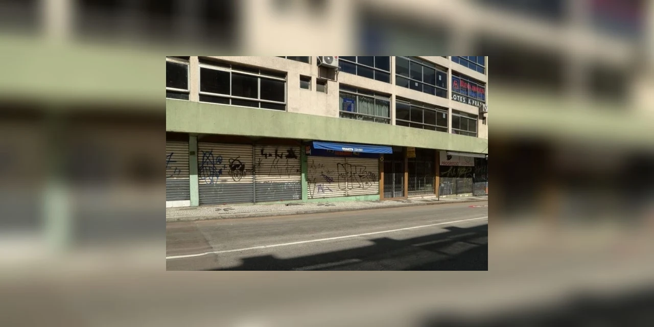 Coronavírus: comércio não essencial de Curitiba deve permanecer fechado nesta segunda (13)