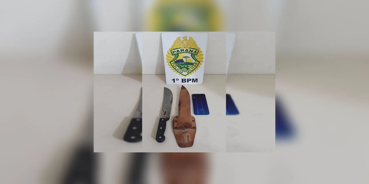 Homem armado com facão assalta motorista de aplicativo no Centro