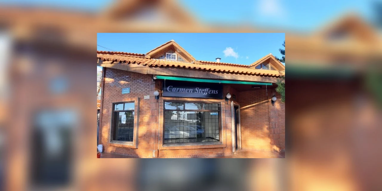 Carmen Steffens inaugura loja temporária no Jardim América