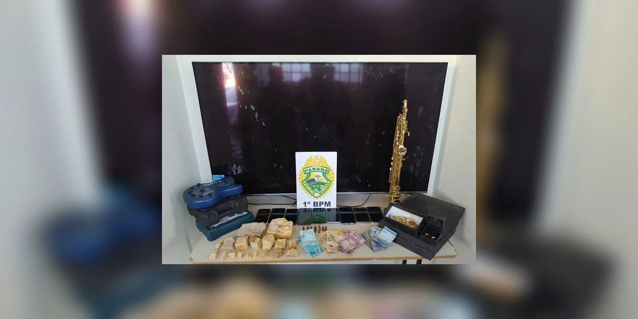Polícia desmonta ponto de tráfico no Cara-Cará e apreende videogames, instrumentos musicais, munições, entre outros objetos