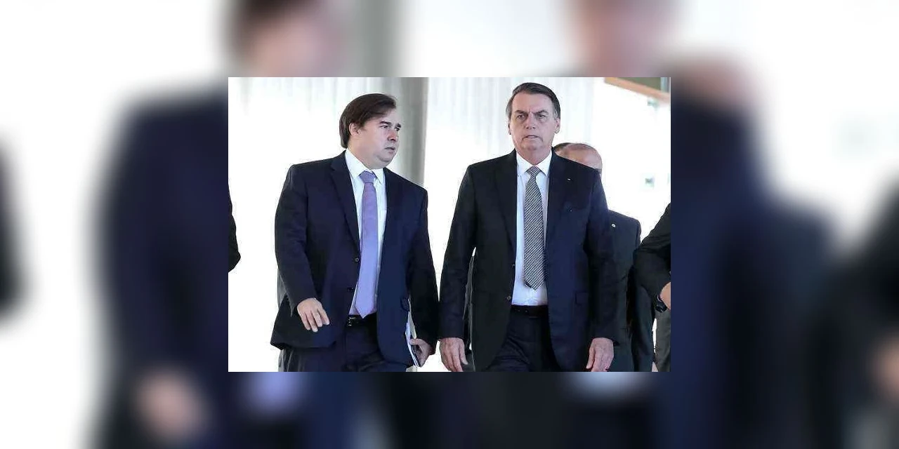 Bolsonaro critica atuação de Rodrigo Maia e relação entre ambos se desgasta