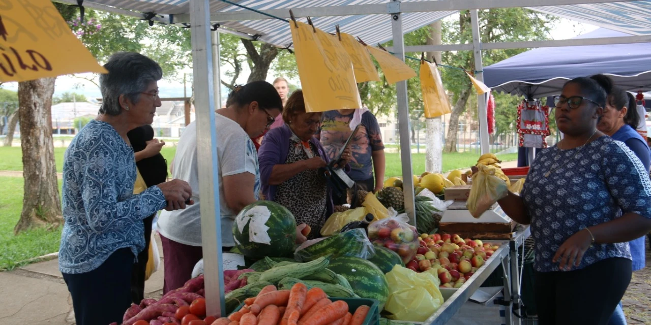 Rangel autoriza retorno da 'Feira do Produtor' no Jardim Carvalho