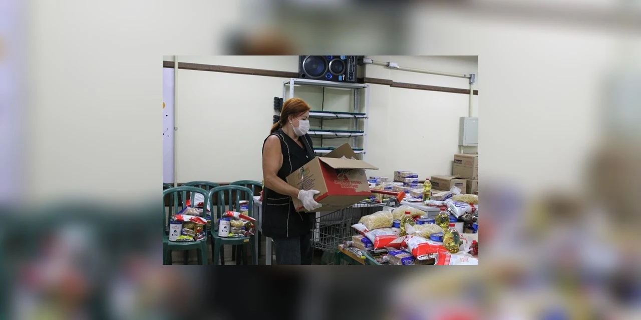 Escolas estaduais entregam kits de merenda escolar nesta sexta (24)