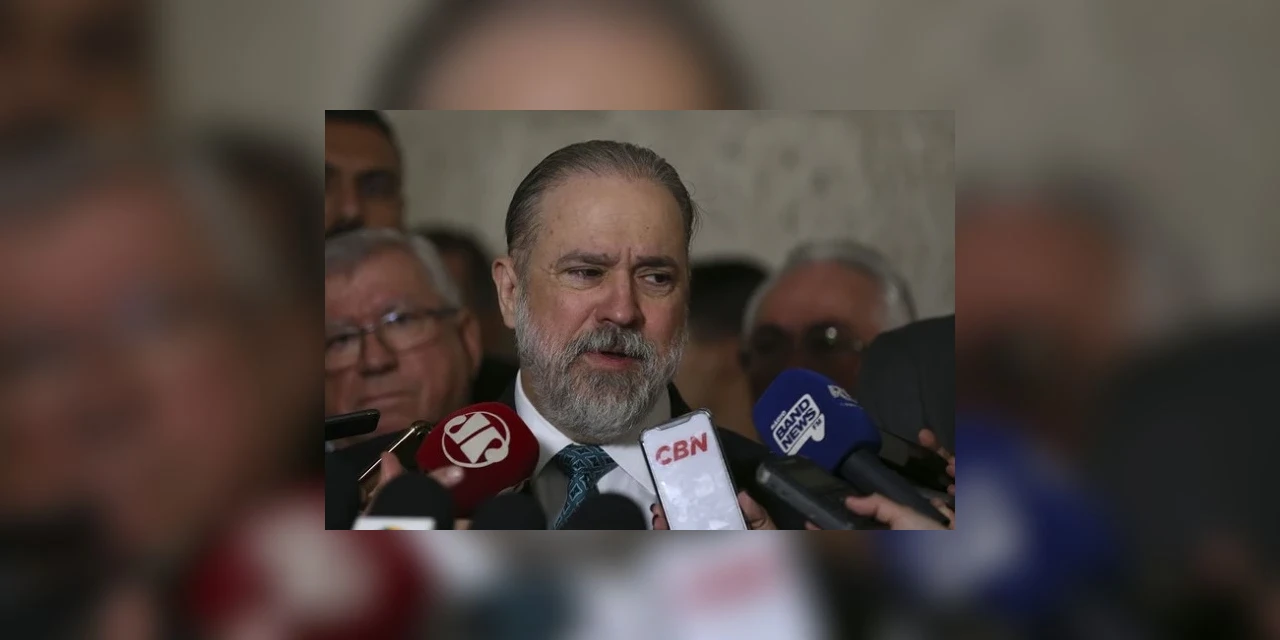 Augusto Aras, procurador-geral da república, pede inquérito ao STF para investigar declarações de Sergio Moro