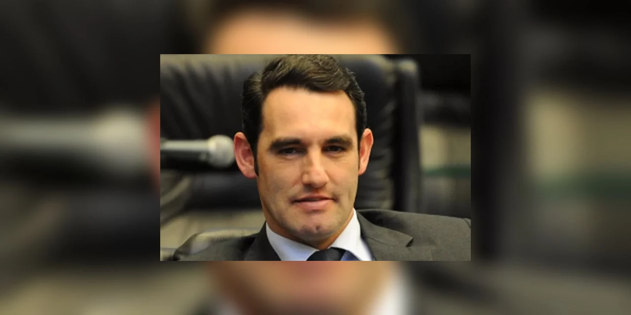 Ex-deputado estadual Alexandre Guimarães é condenado por usar recursos públicos para promoção pessoal