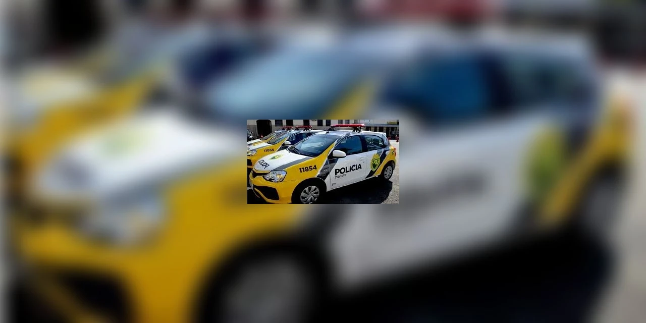 Casal é preso sob suspeita de abandonar filhos em carro, no Contorno