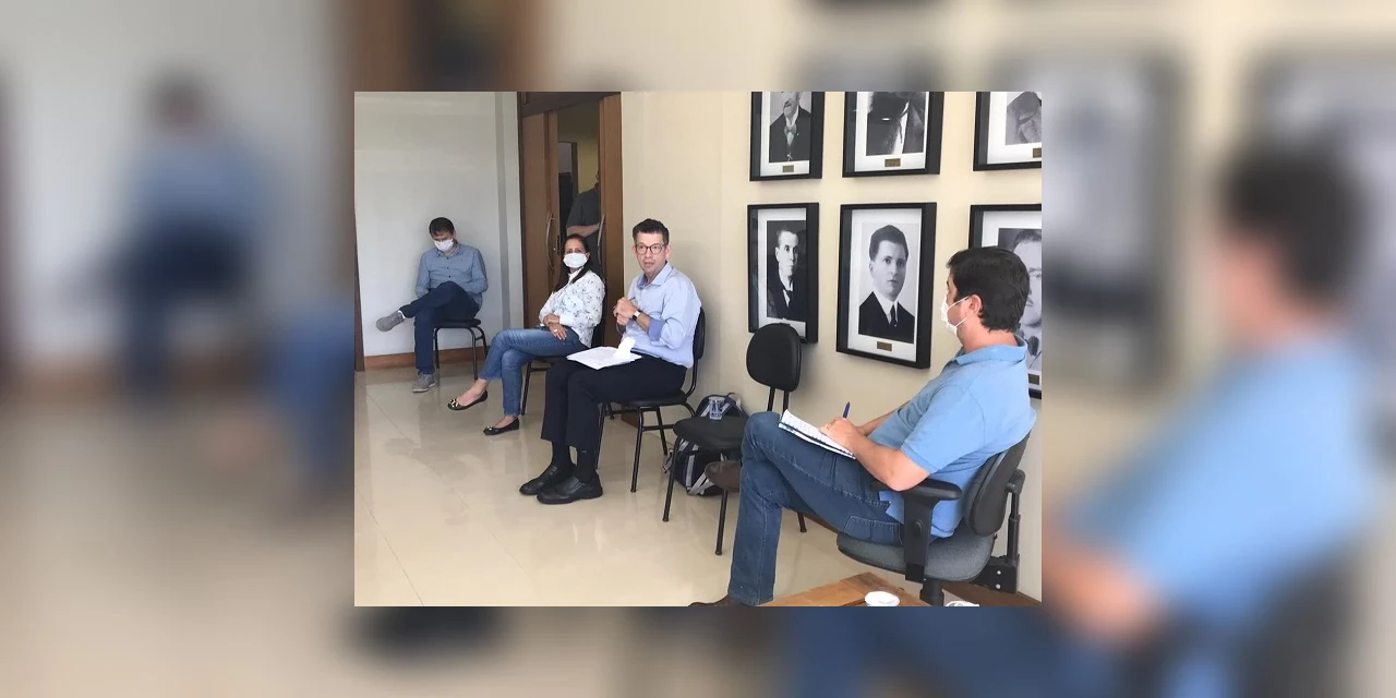 Diretor presidente da Invest Paraná visita Guarapuava