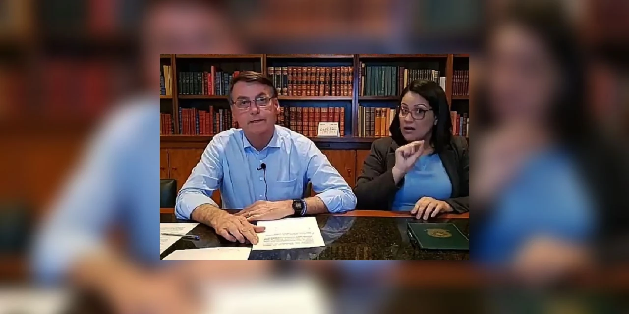 Bolsonaro gostaria que todos voltassem a trabalhar, "mas quem decide não sou eu", diz Presidente