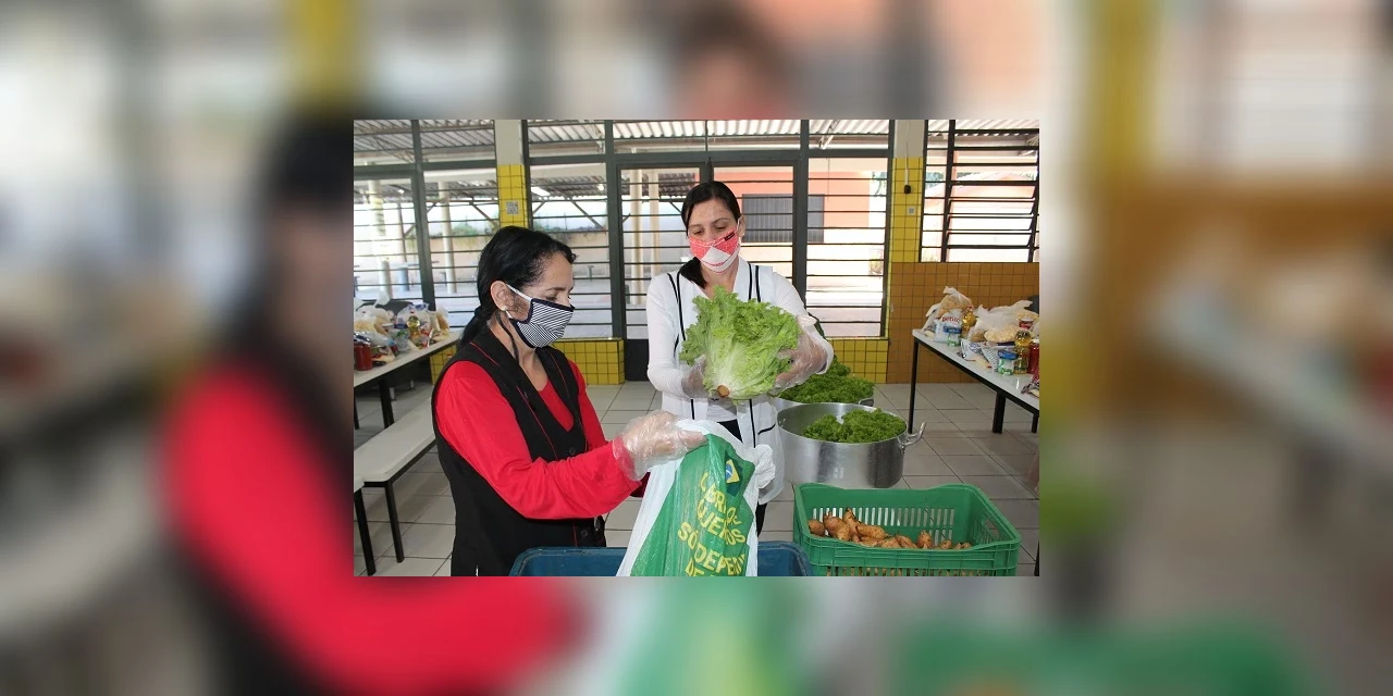 Nesta sexta-feira (8) escolas estaduais entregam kit merenda para mais de 230 mil alunos