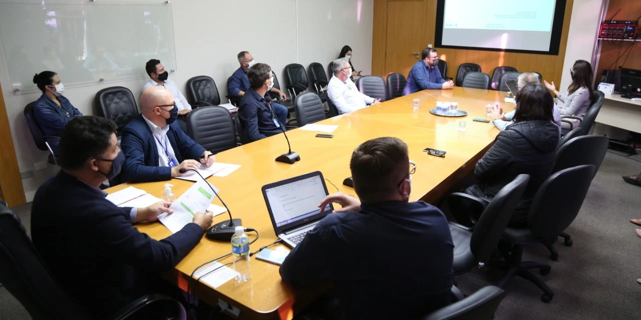 Pesquisadores apresentam previsão da evolução do Covid-19 em PG
