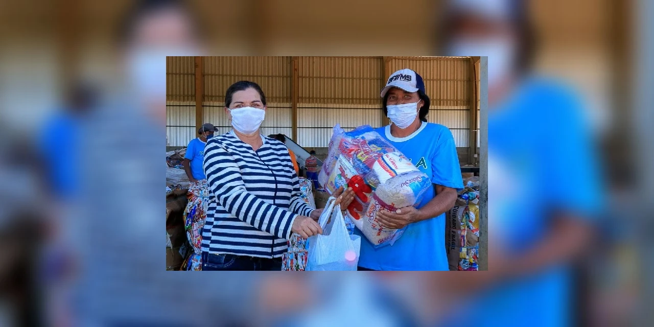 Famílias de Tibagi recebem doação de 150 cestas básicas
