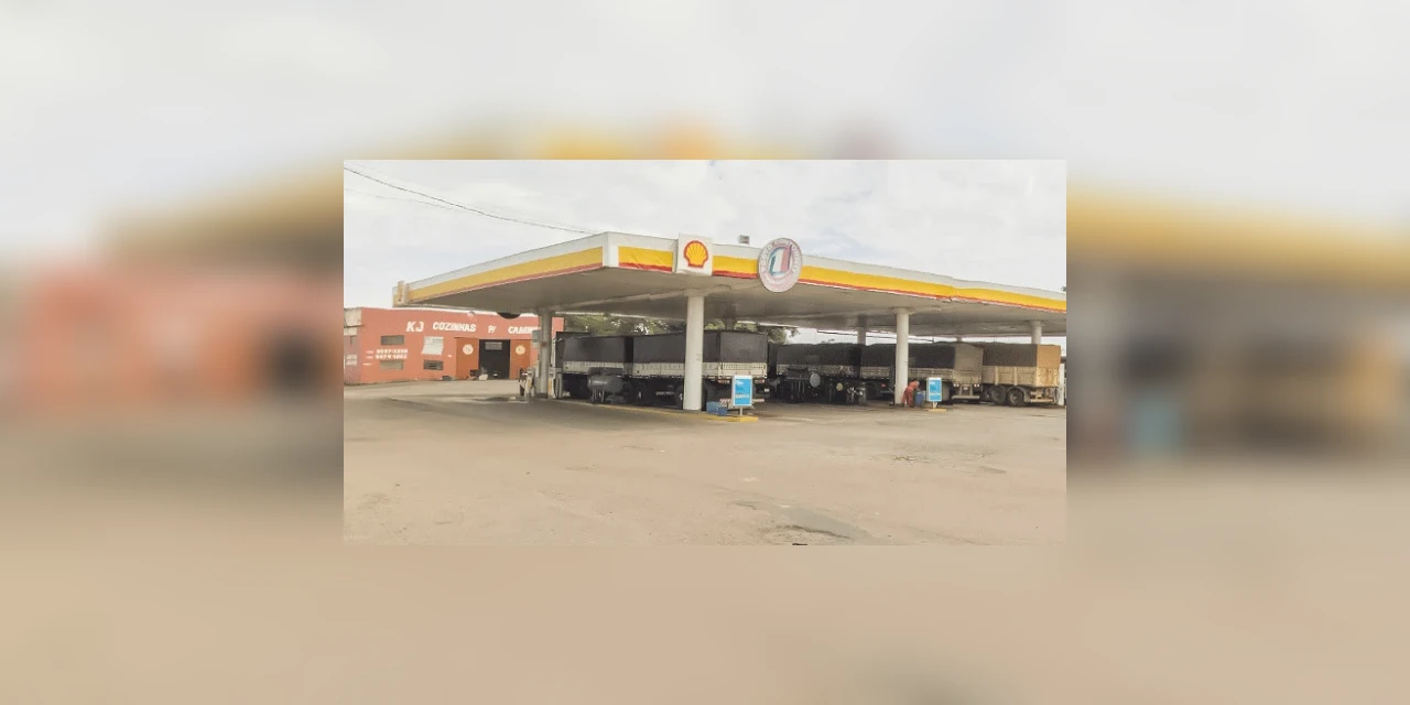 Posto Contorno vira ponto de vacinação para caminhoneiros contra H1N1 em PG