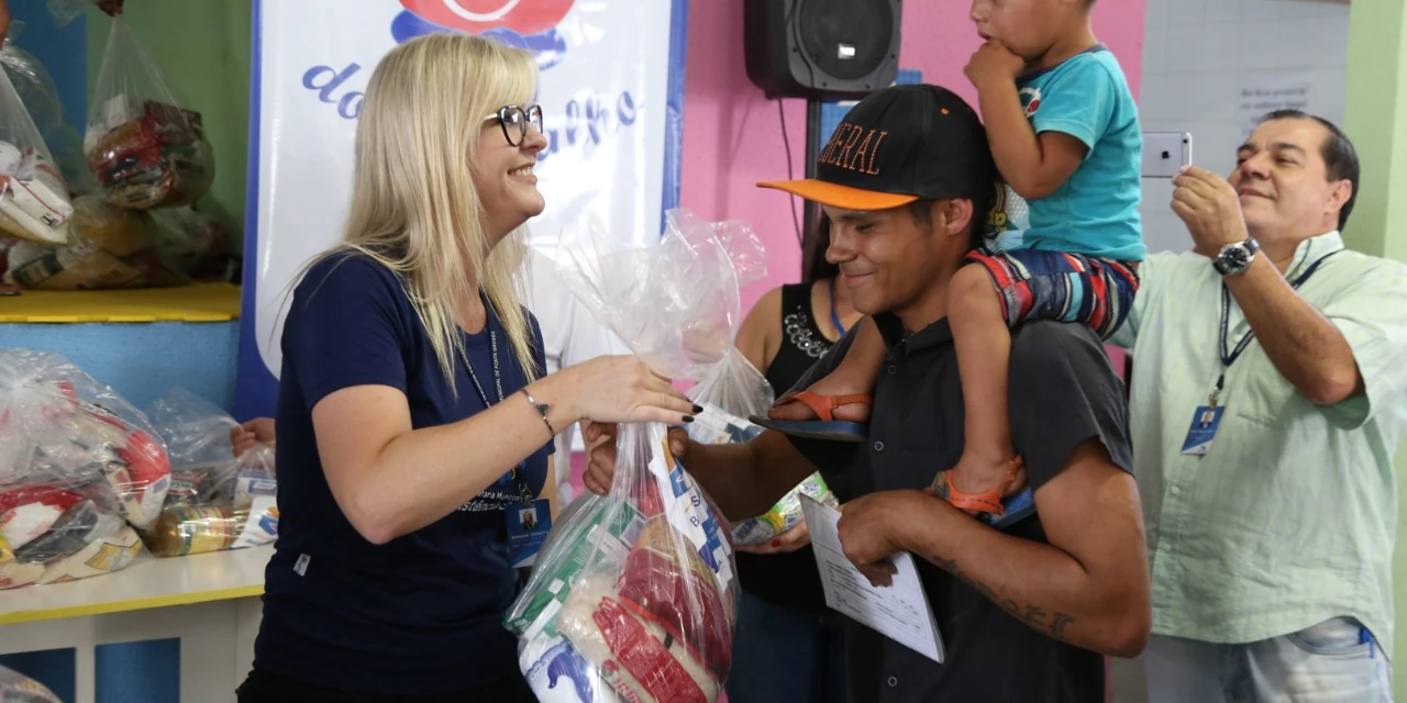PG distribui mais de 260 toneladas de alimentos às famílias carentes em dois meses