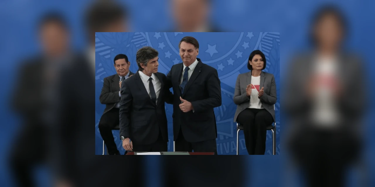 Ao vivo: ex-ministro da Saúde, Nelson Teich, fala sobre a saída do Governo Bolsonaro