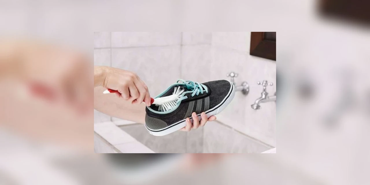 Aprenda a higienizar os sapatos para evitar a transmissão do coronavírus