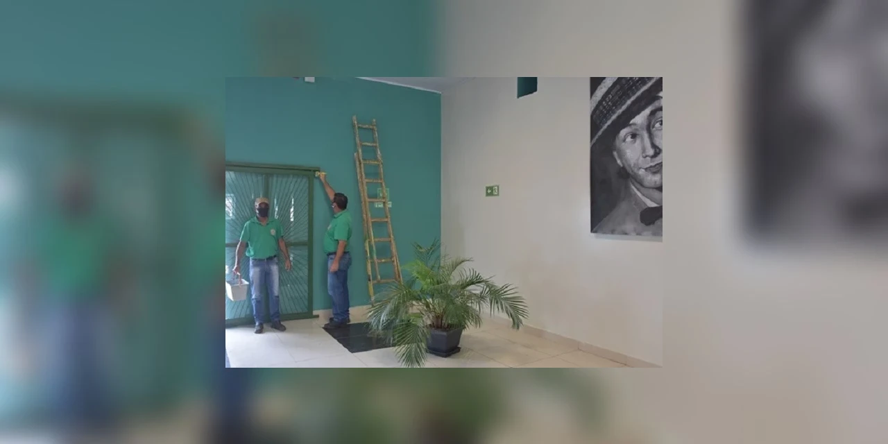 Prefeitura de Jaguariaíva aproveita isolamento social para reformar Cine Teatro Municipal