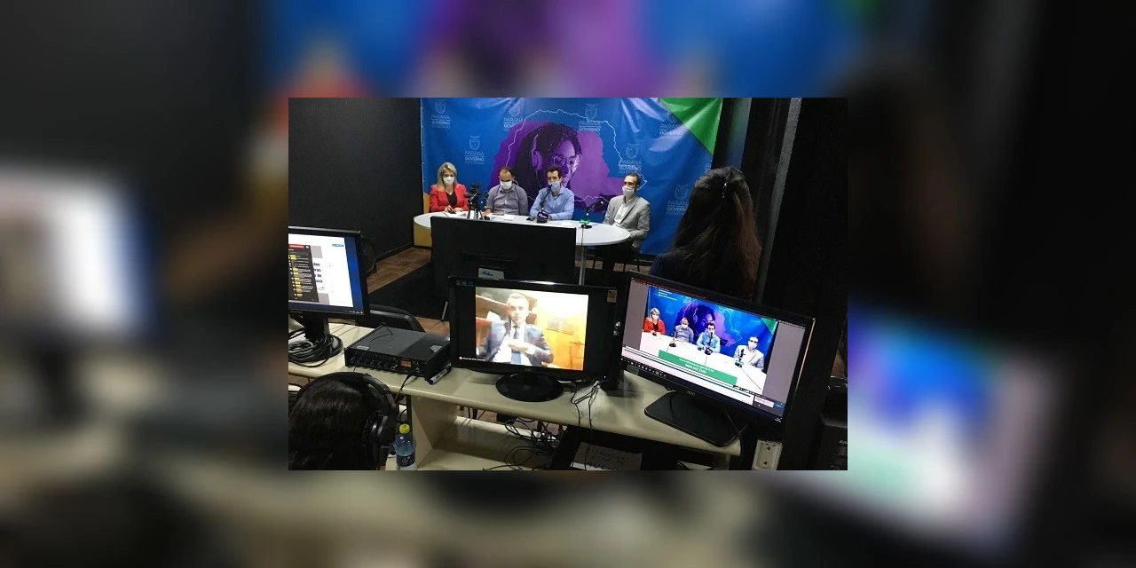 Secretaria de Educação afirma que o EAD cobre 99,7% do estado do Paraná