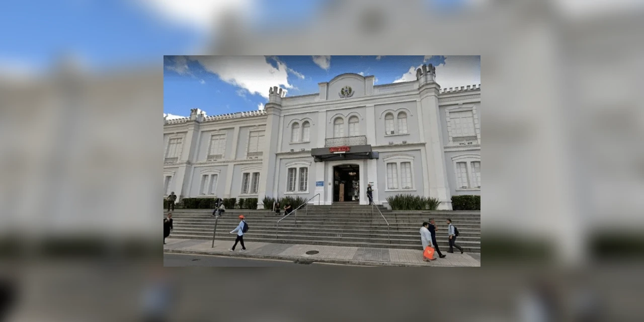 Associação Comercial do Paraná pede reabertura de shoppings em Curitiba