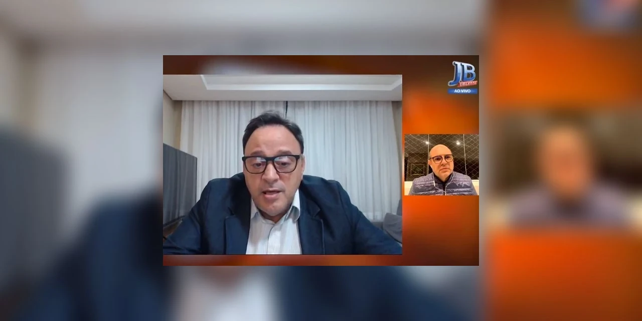 "Existem pessoas que estão tentando fazer palco político desse momento. Quem estiver fazendo isso vai quebrar a cara", diz Hussein Bakri em entrevista exclusiva