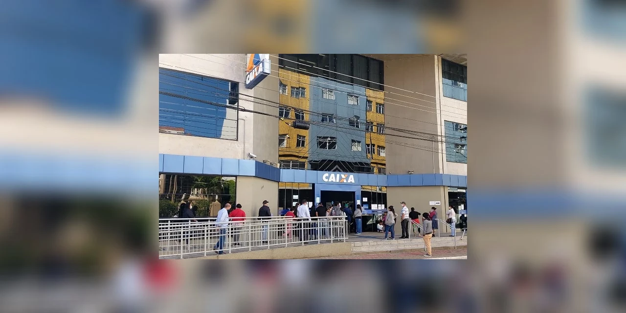 Caixa abre neste sábado para pagamento do auxílio emergencial