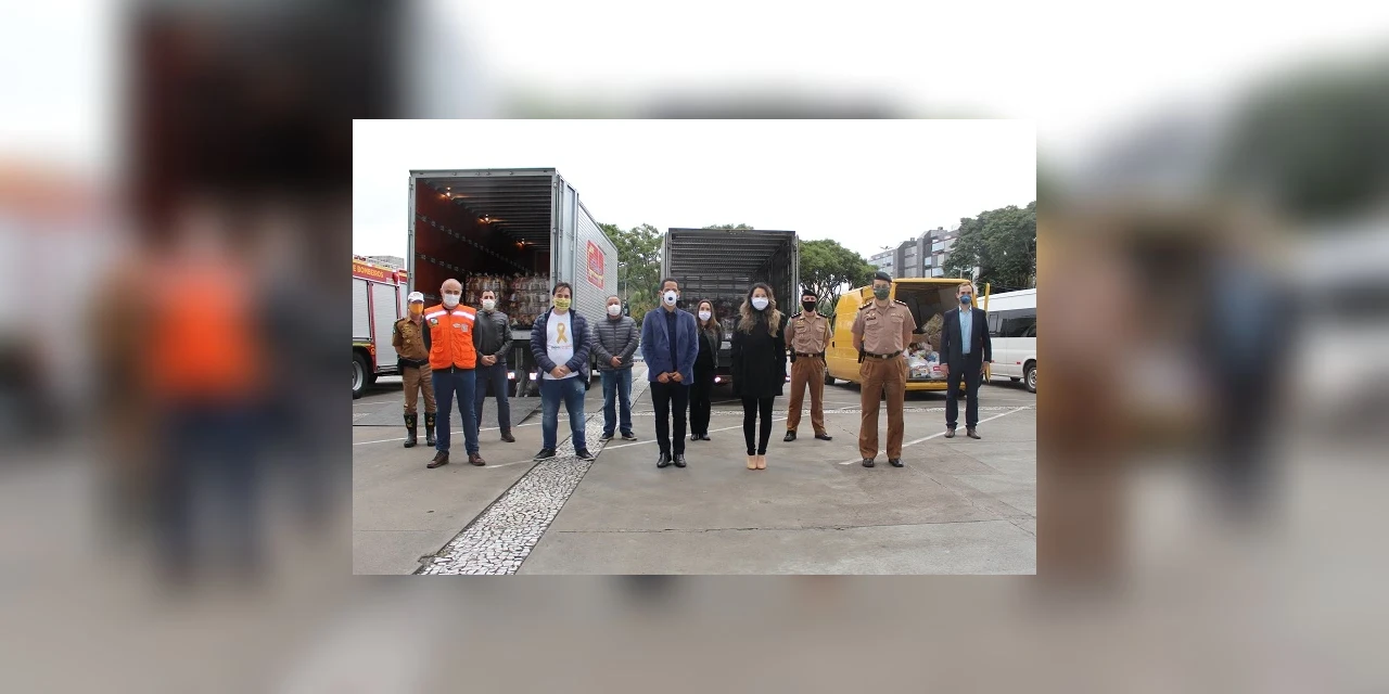 Servidores da Secretaria da Segurança Pública do Paraná arrecadam mais de 20 toneladas de alimentos para campanha 'Cesta Solidária'