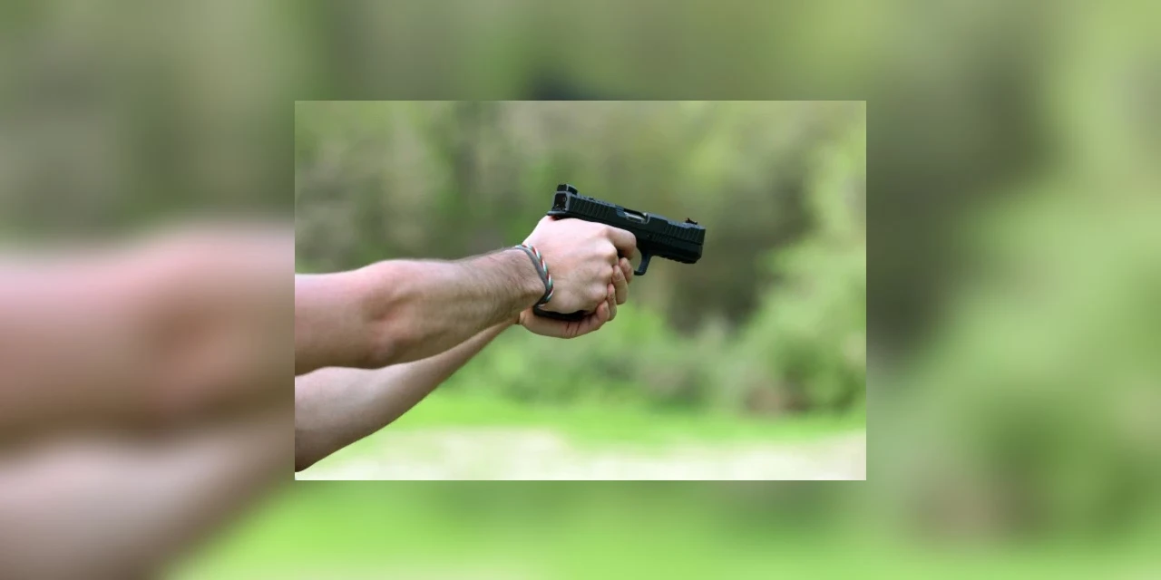 Marido rende mulher com faca e Guarda Municipal faz disparo de arma de fogo para conter agressor